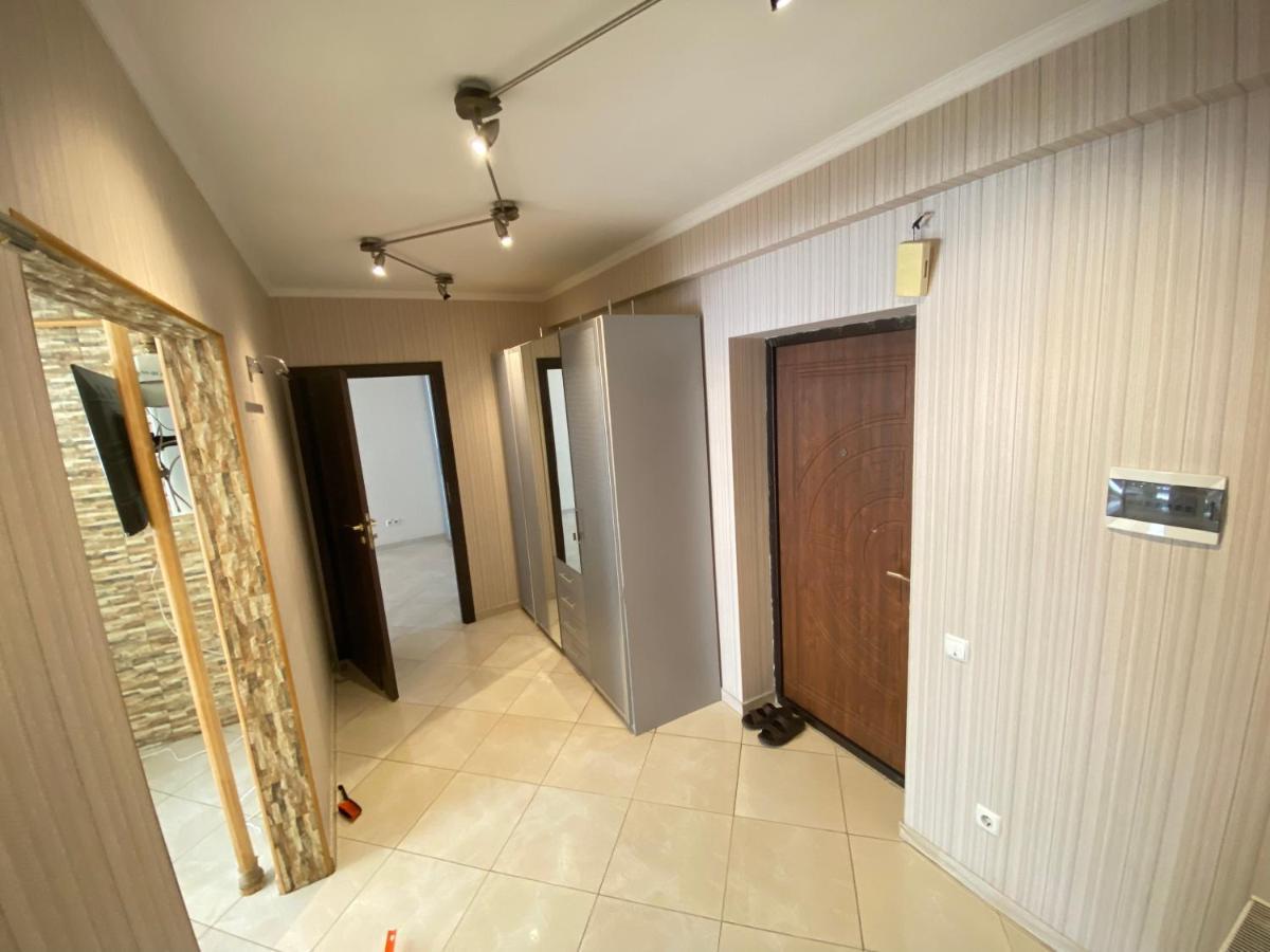 Ultra Central Double Room Appartment In Chisinau Luaran gambar